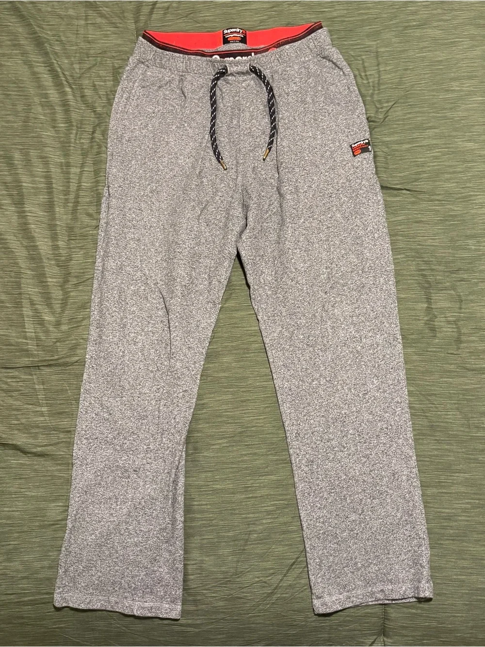 Superdry Men’s Straight Leg drawstring sweatpants - Picture 2 of 5